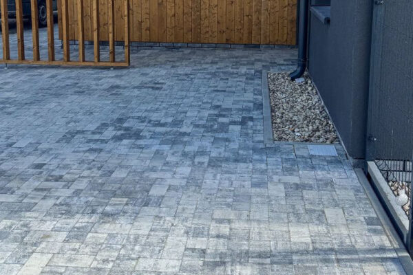 CEGIEŁKA BEZ FAZKI (23)