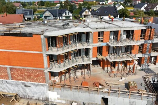 Plyty balkonowe prefabrykowane na budynku w Lublinie